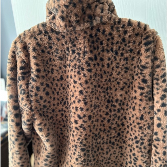 Abercrombie & Fitch cozy 1/4 zip - Picture 6 of 7